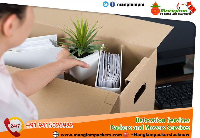 Loading and unloading in Hardoi